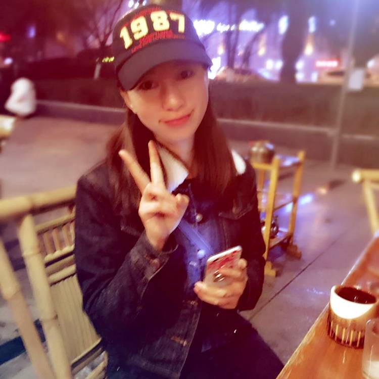 矮小麦片的照片