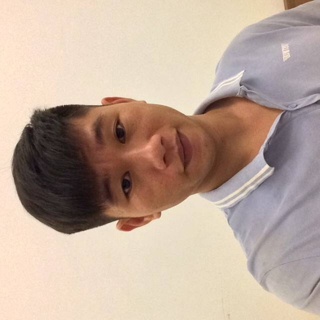简单0情商的照片