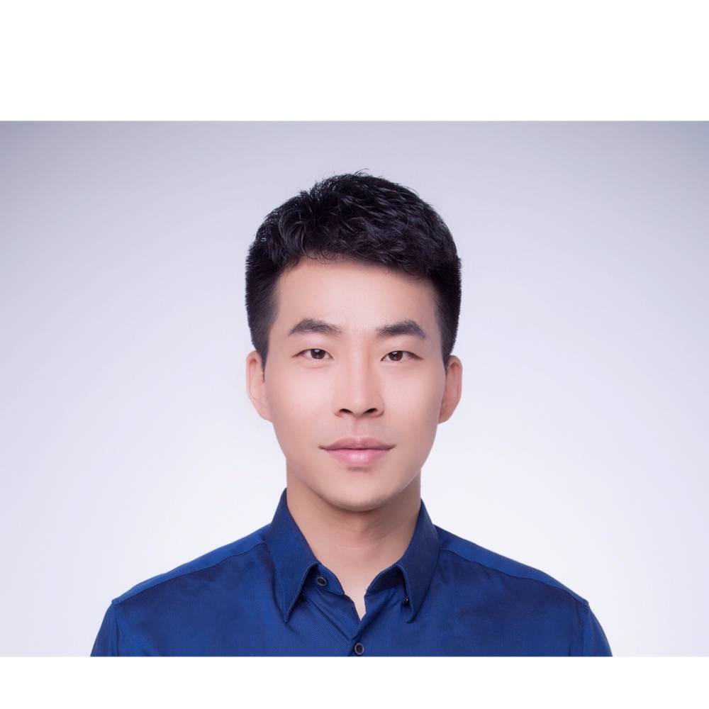 微笑浮波的照片