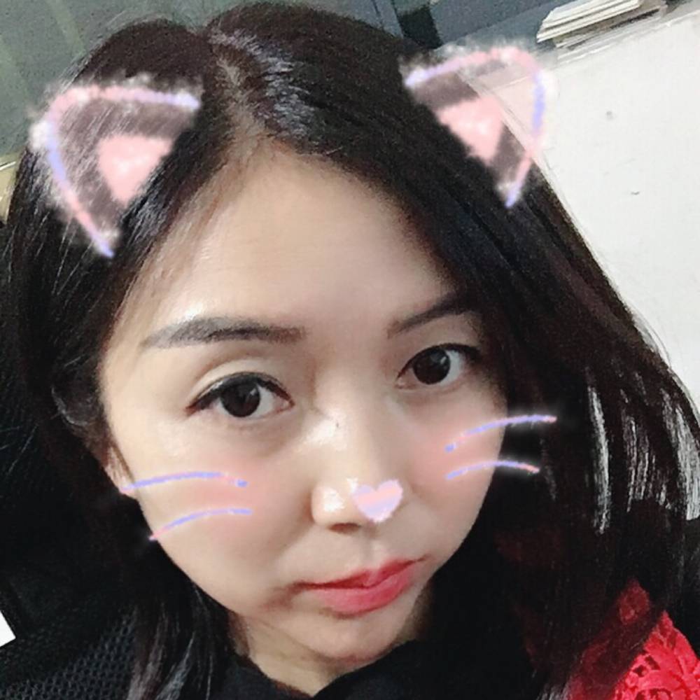不美不拽的照片