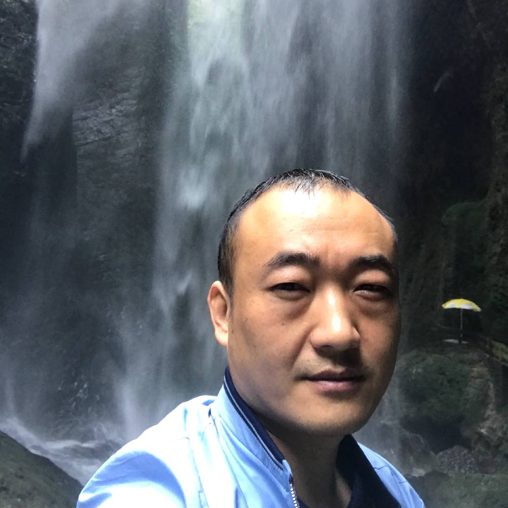 用一生等一人的照片
