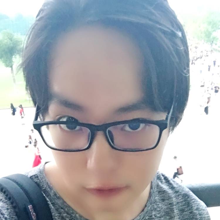 Uriel_尐歪的照片