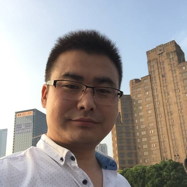 甜甜灰狼的照片