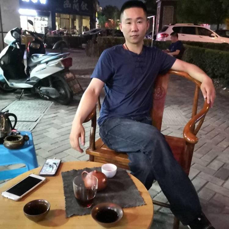 结有缘人的照片