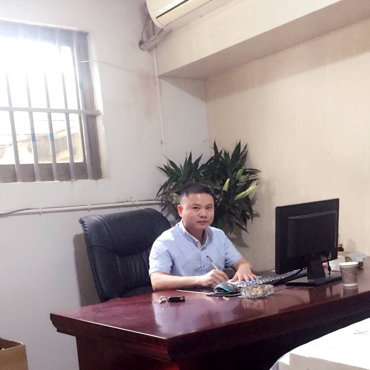 俺村俺最丑的照片