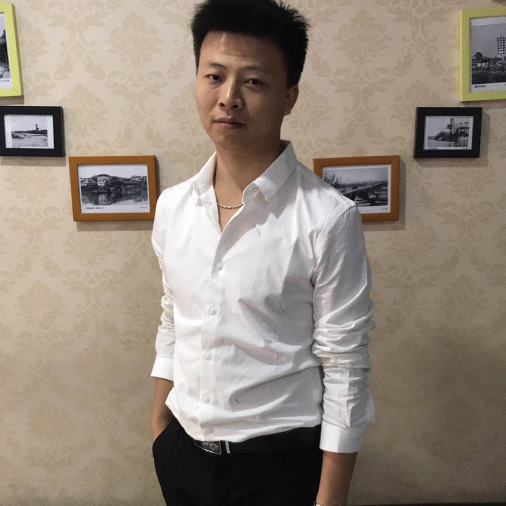 峯少痕的照片