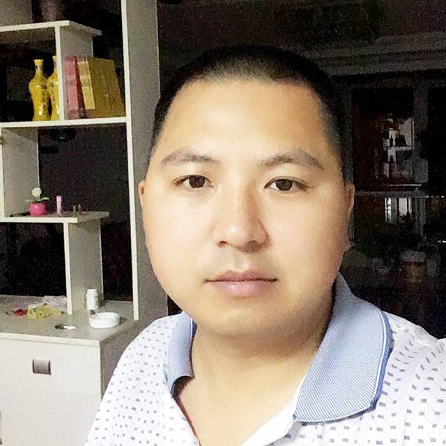 牧放百里的照片