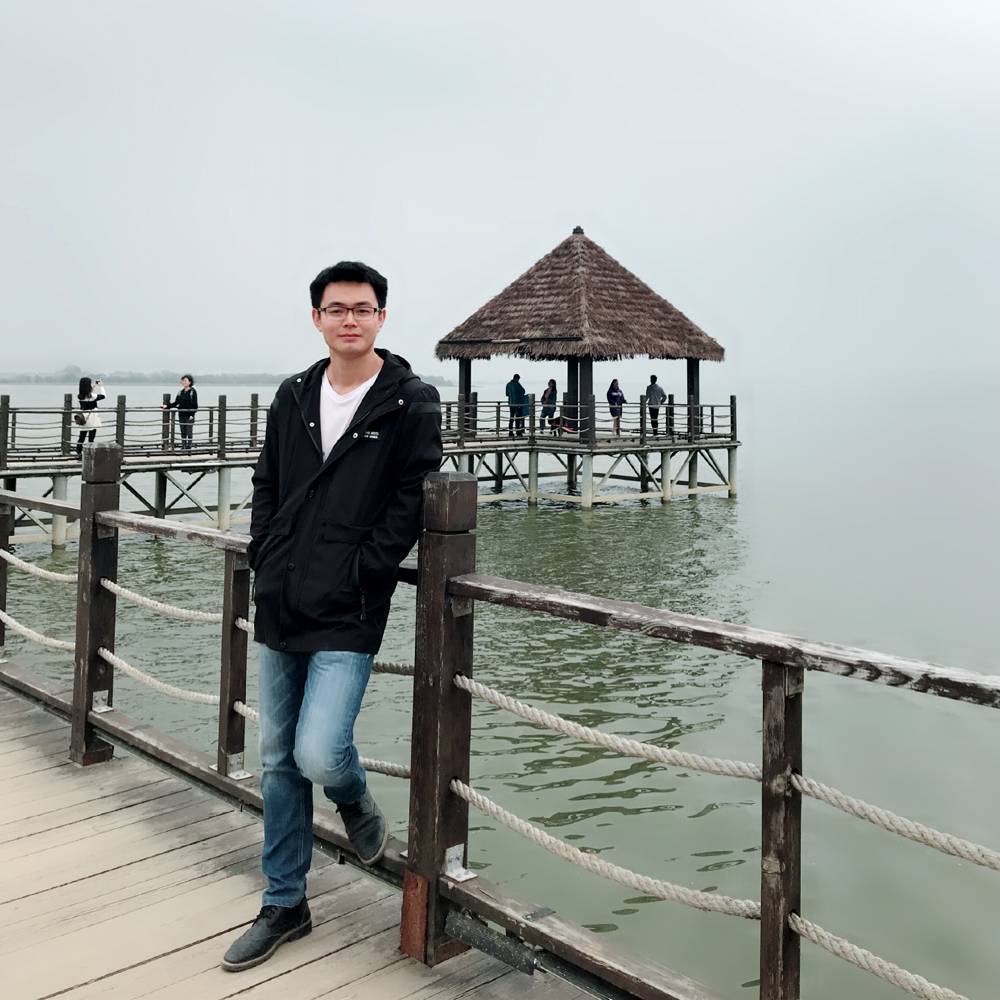 缠绵冷月的照片