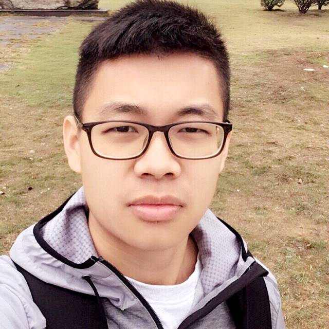 忐忑书包的照片