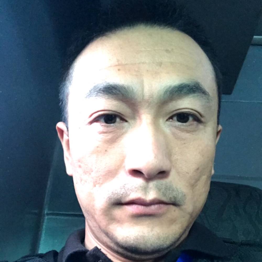 神亮亮的照片