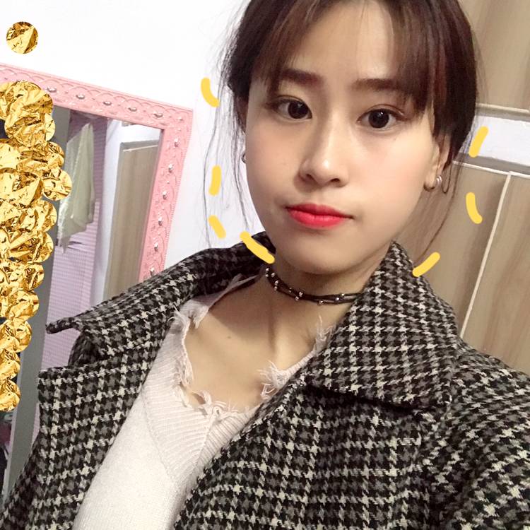 失眠百褶裙的照片