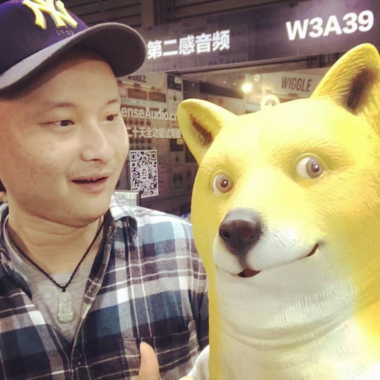 想不通的二货的照片