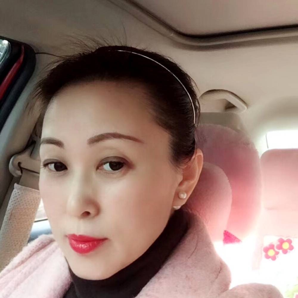 Queenyy的照片