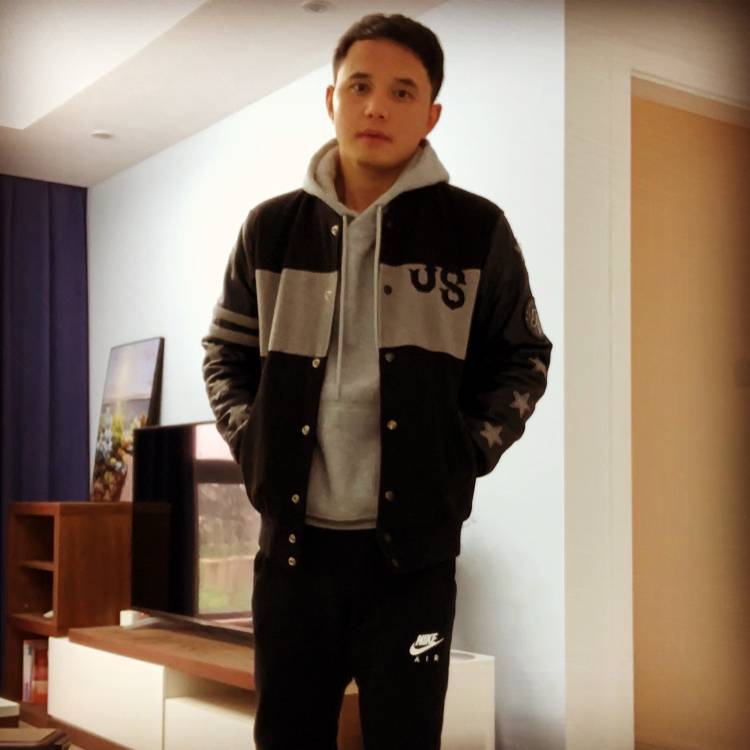 遥望星驰的照片