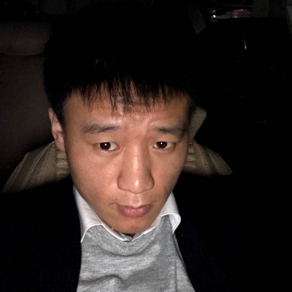 知性小蚂蚁的照片