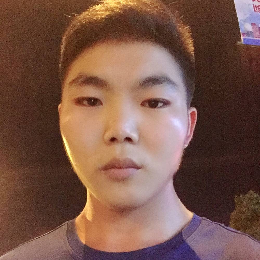 温伟的照片