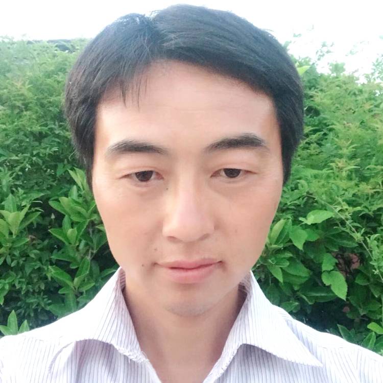 斑驳尘宵的照片