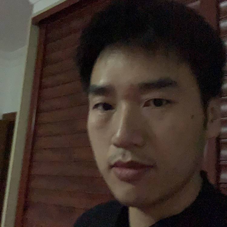 安静日记本的照片