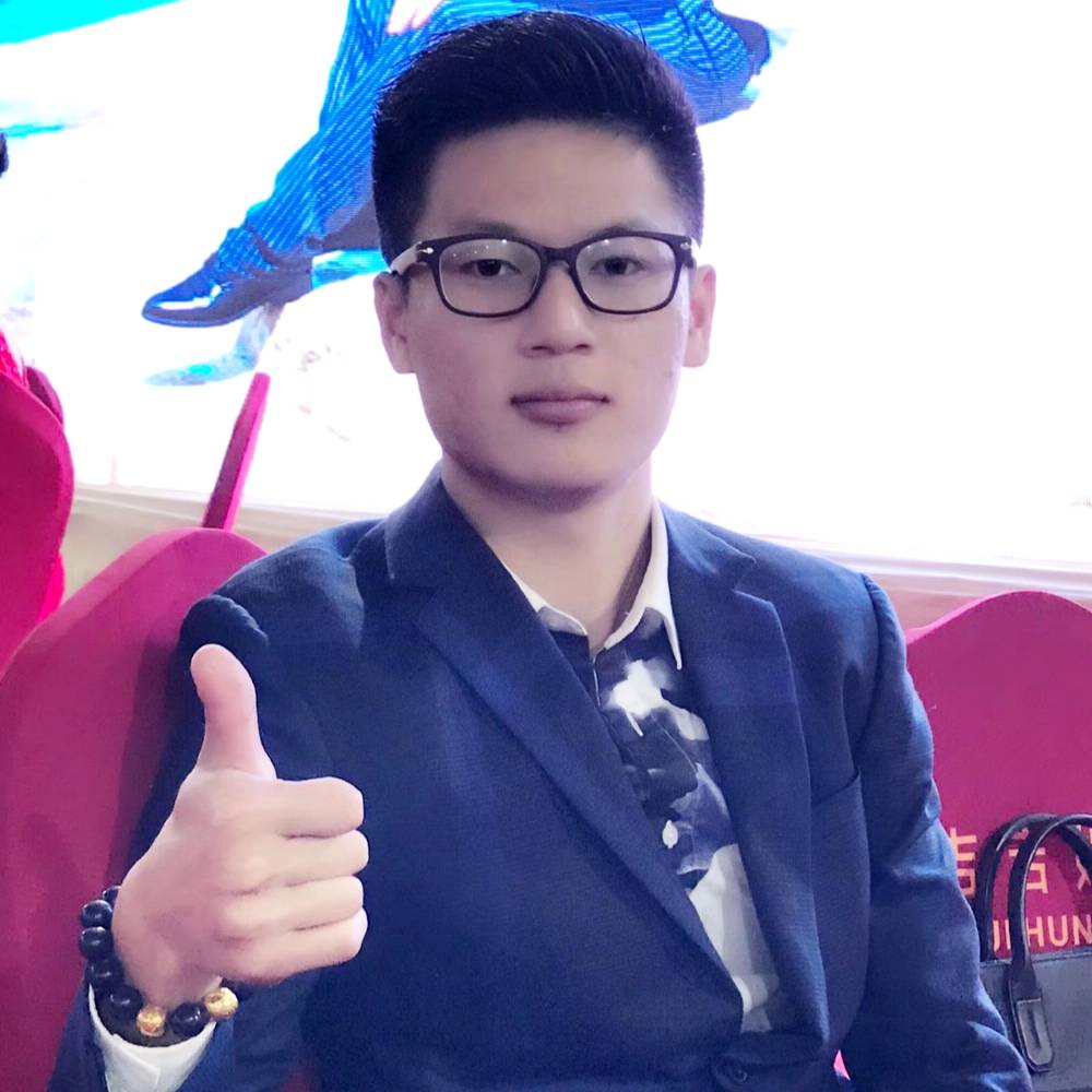 清仔很忙的照片