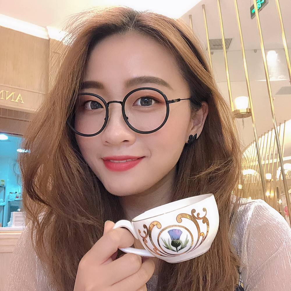 丫怡的照片