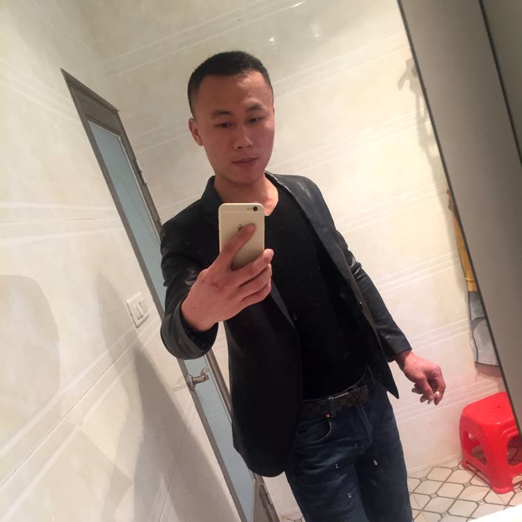 寻找单身的出口的照片