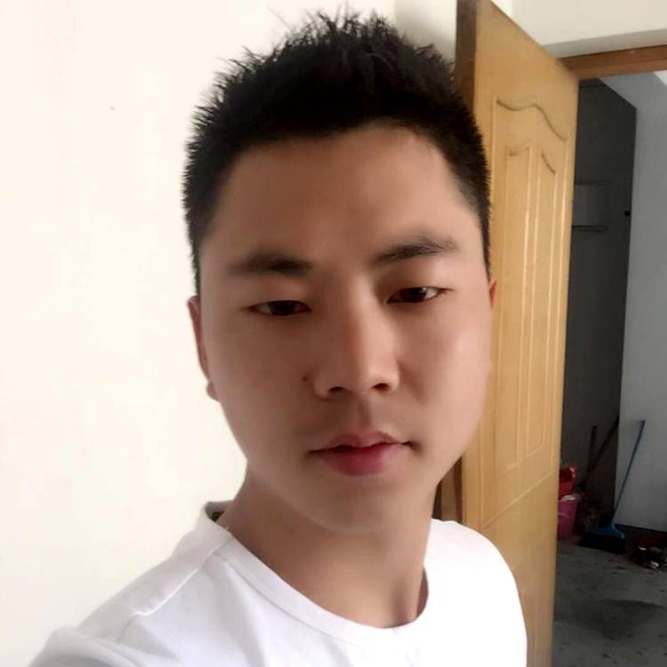 现实比着成长的照片