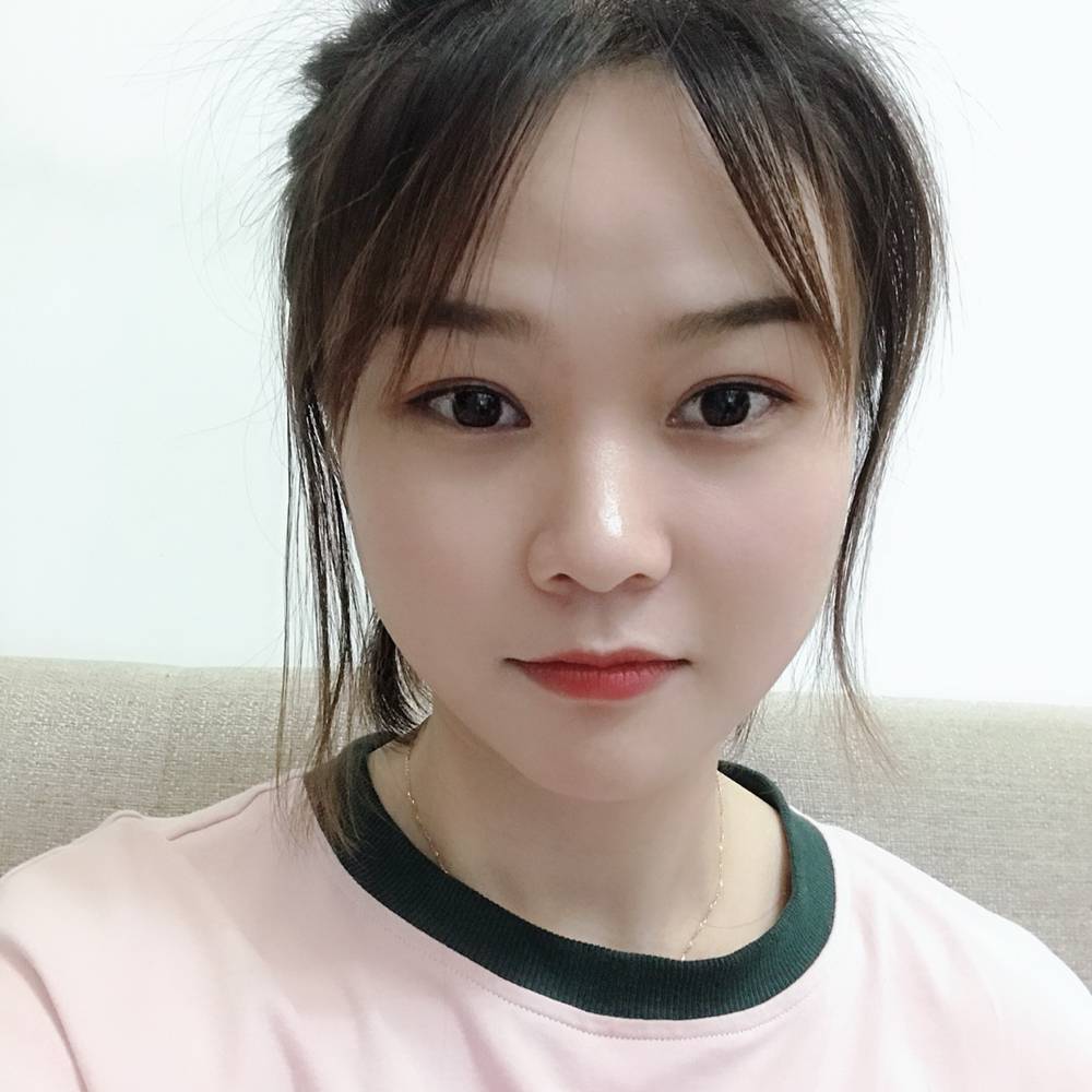 小璐璐子的照片