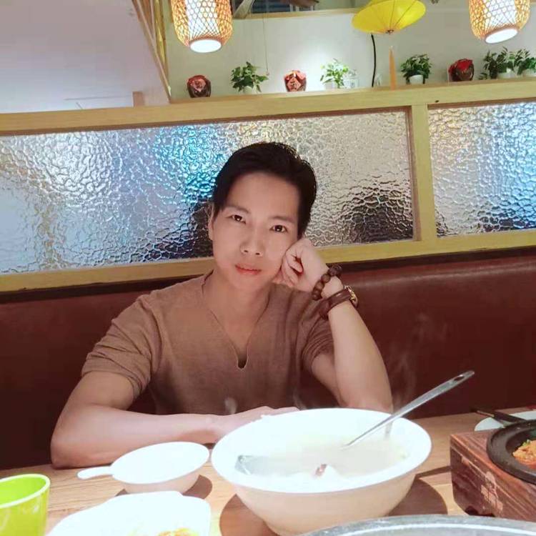 遇见了她的照片