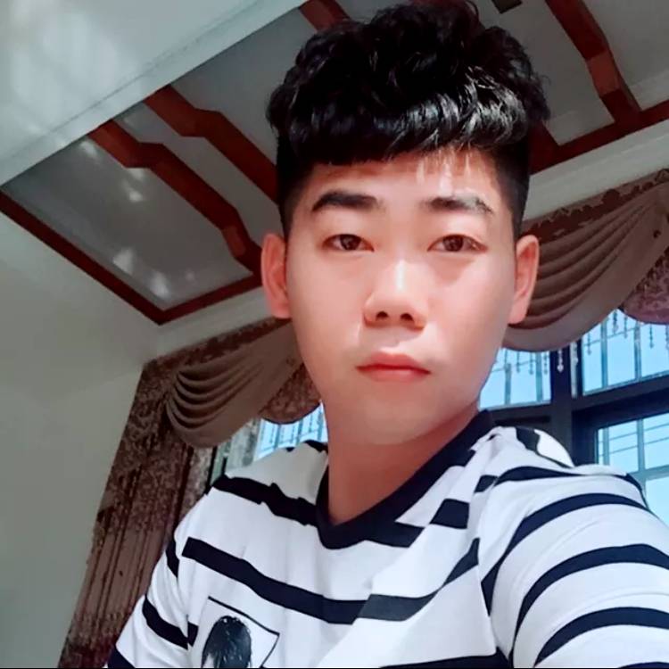 Bin遇见对的人的照片