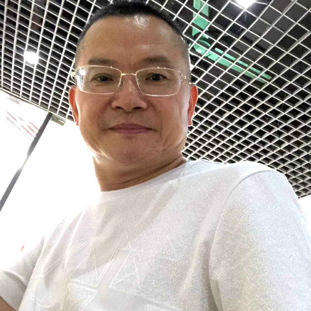 青云佳佳的照片