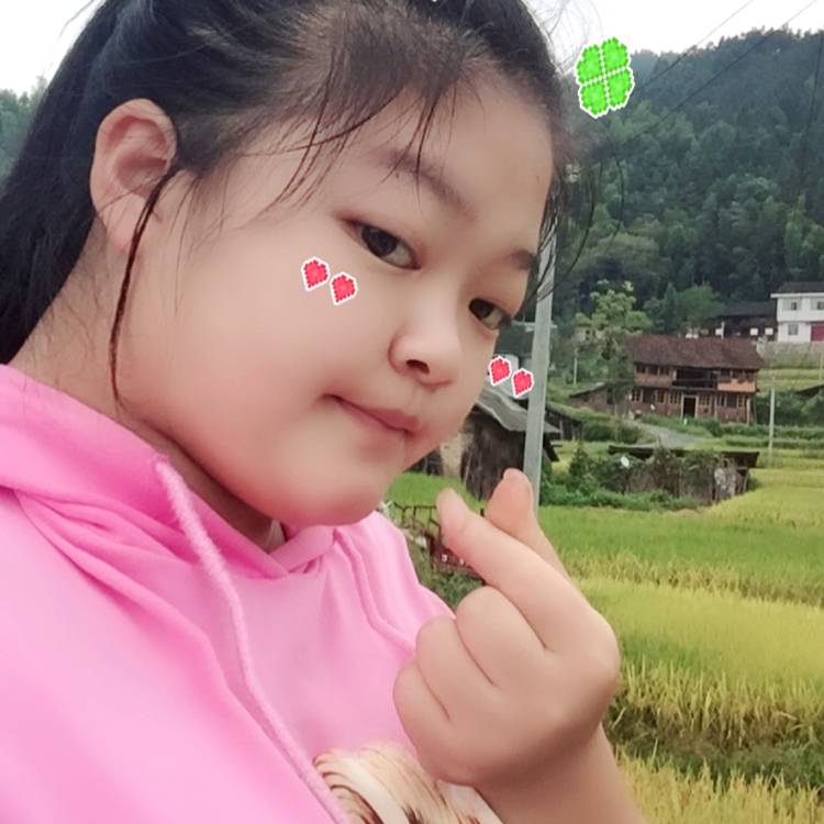 坚强指甲油的照片