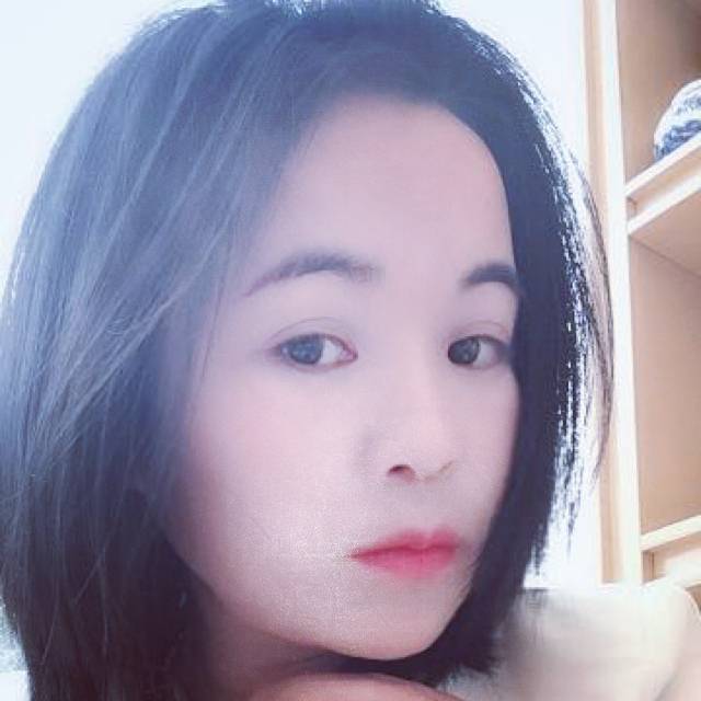 煜垚垚的照片
