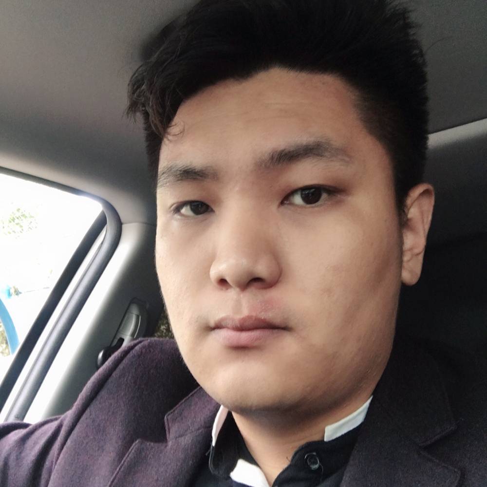 小伙一般帅的照片