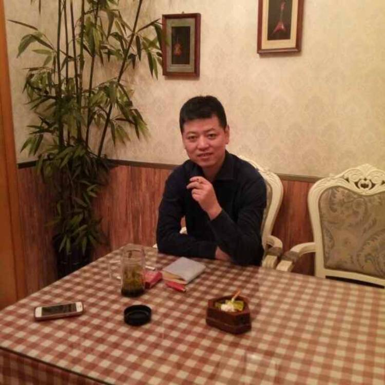 李天豪的照片