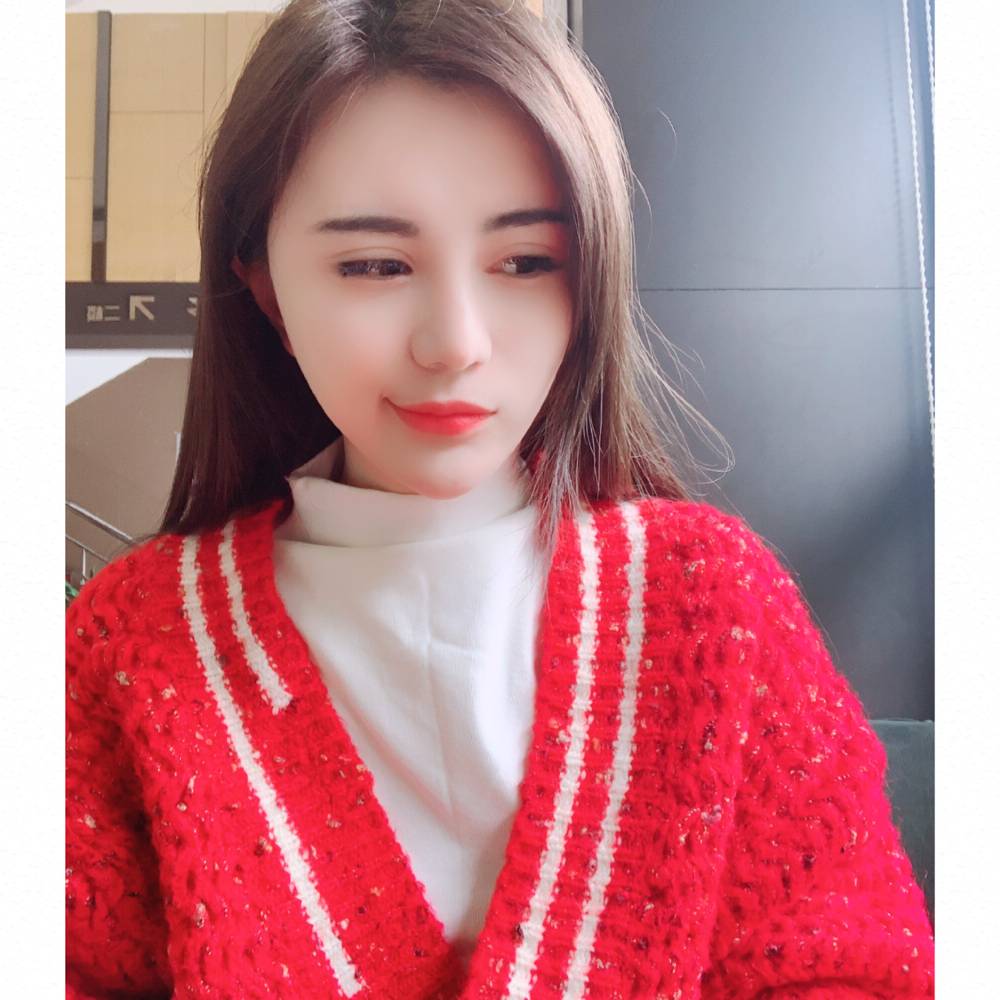 安详小兔子的照片