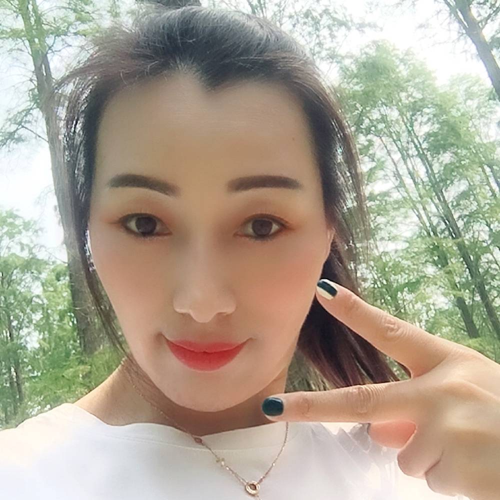 会撒娇黑米的照片