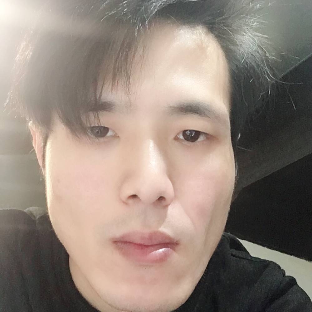 俊逸枕头的照片