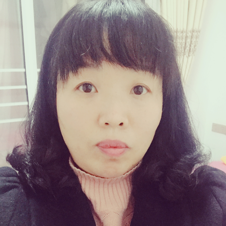 小路纯子的照片