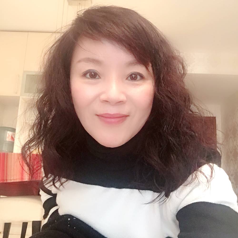 光亮水壶的照片