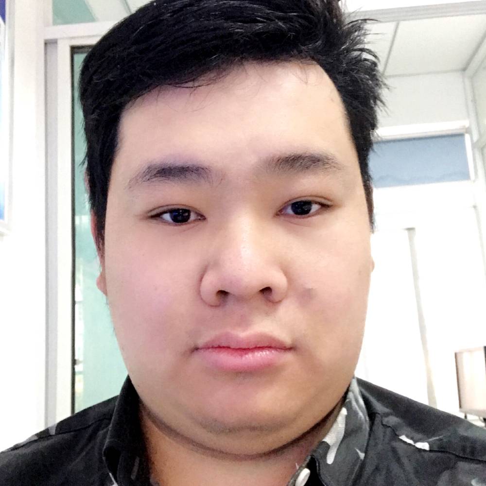 能干短靴的照片