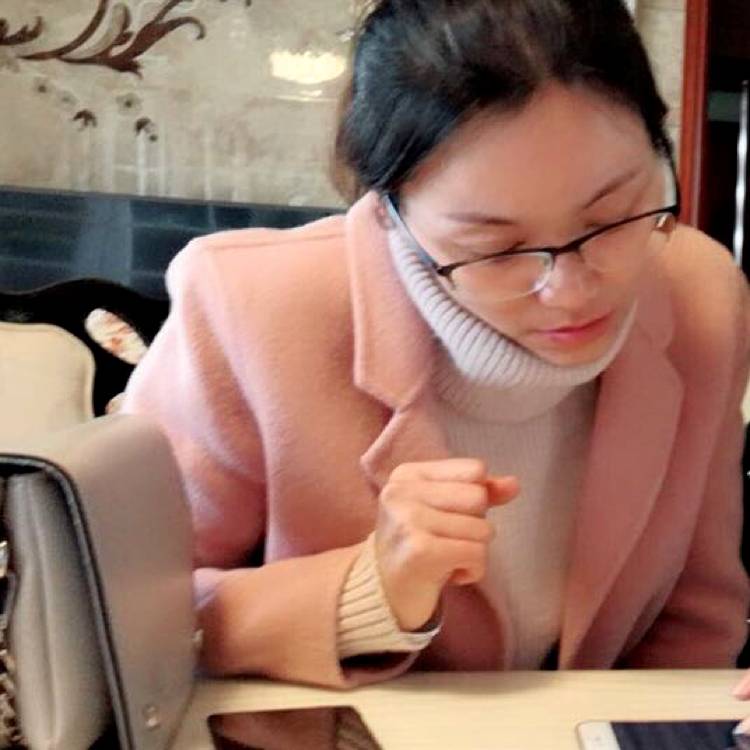 忧心枫叶的照片