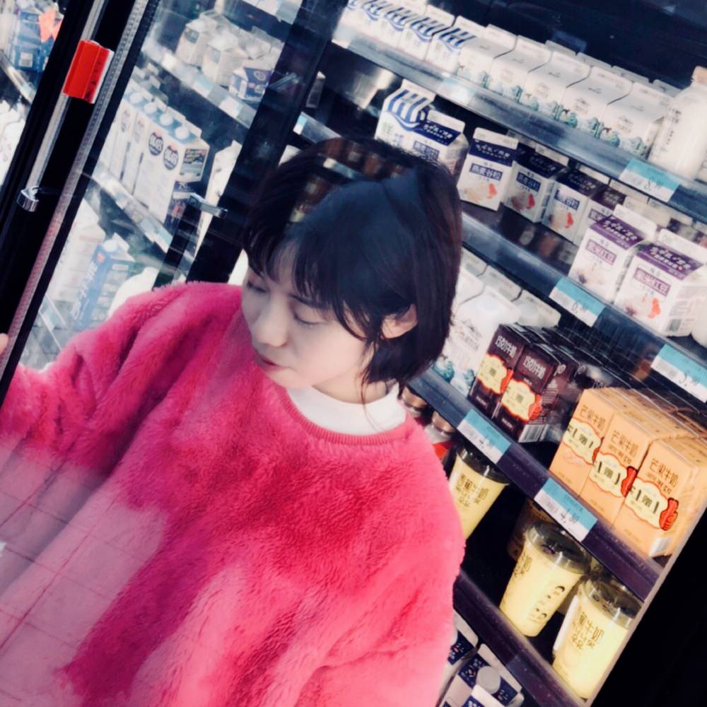 草莓不酸的照片