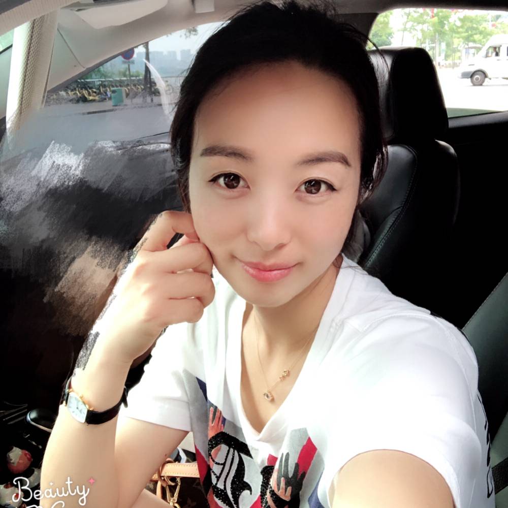 妮可.李的照片