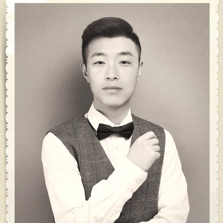 安详韶华的照片