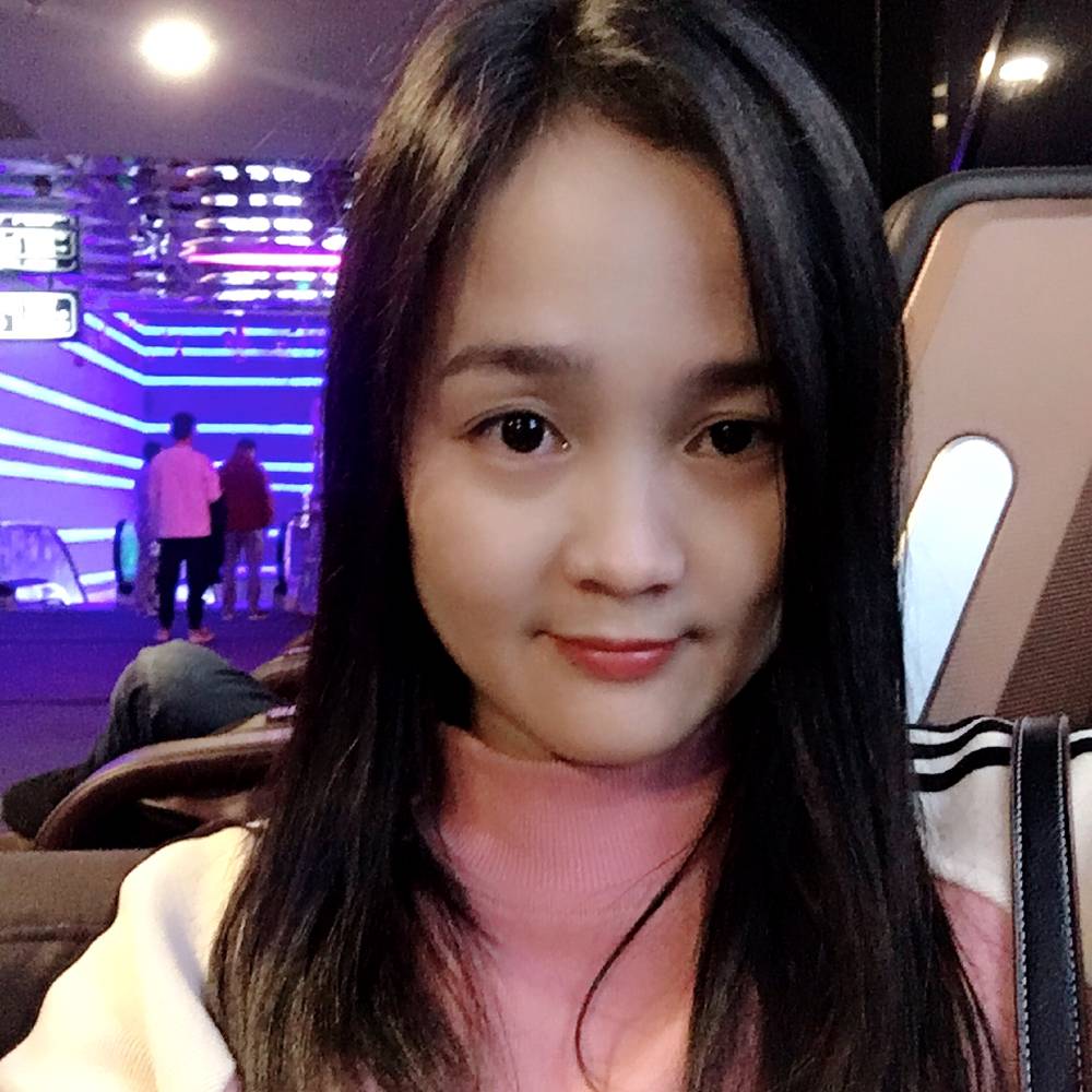 饱满若溪的照片
