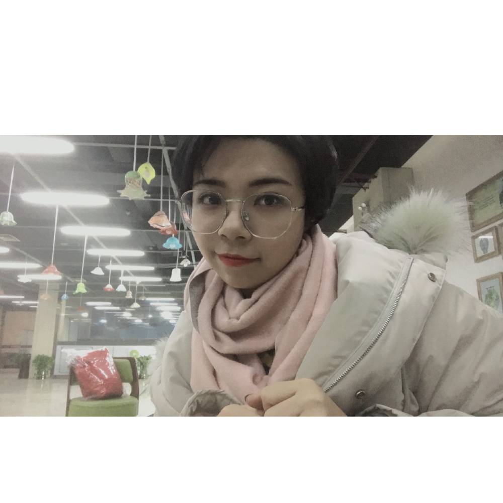 中年美少女的照片