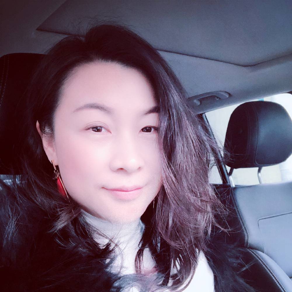 含蓄溪流的照片