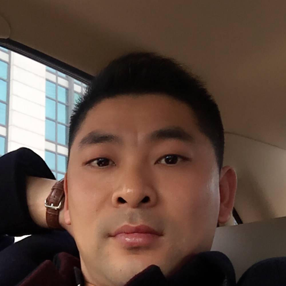 明媚睫毛的照片