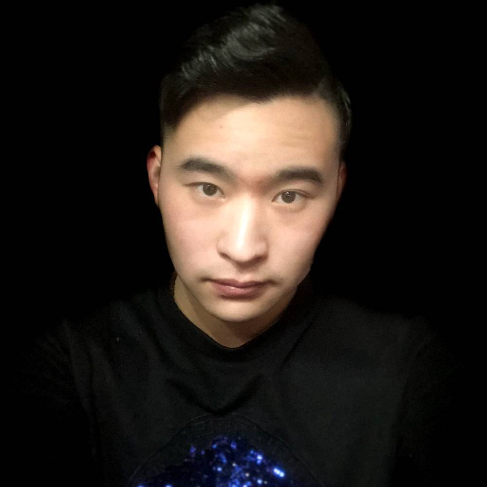 活泼醉月的照片