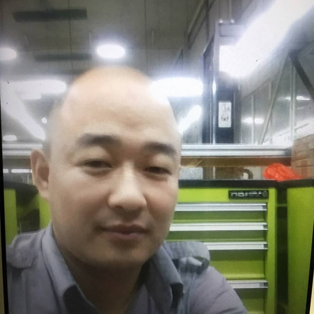 活着很好的照片